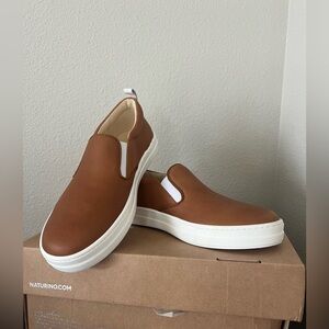 Naturino Cognac Slip On Sneaker Prato Size 2 US 33 EU